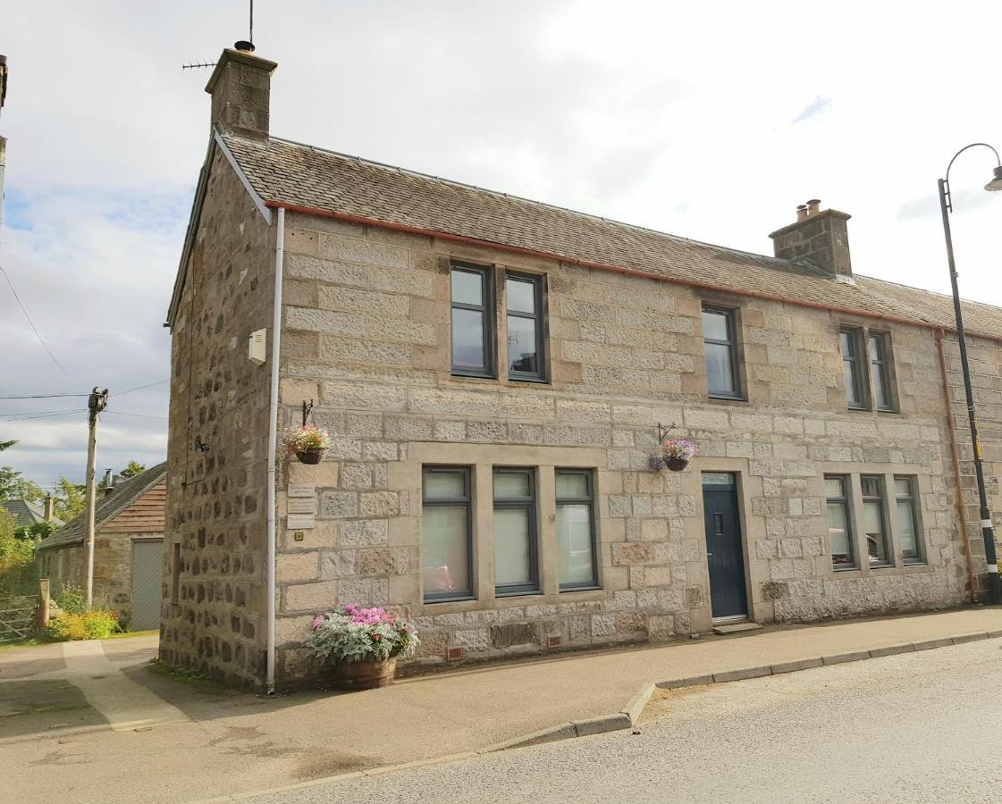 Caman House Apt 2 - By Where Stags Roar Newtonmore Bagian luar foto